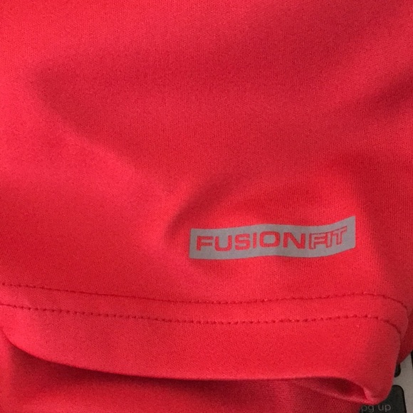 NC STATE Short Sleeve Shirt. Fusion Fit Sz Medium. - Picture 8 of 8